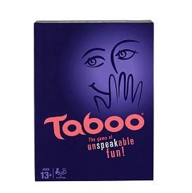 Een paarse doos van het spel Taboo met een afbeelding van een gezicht en een hand voor de mond, met het opschrift „unspeakable fun“